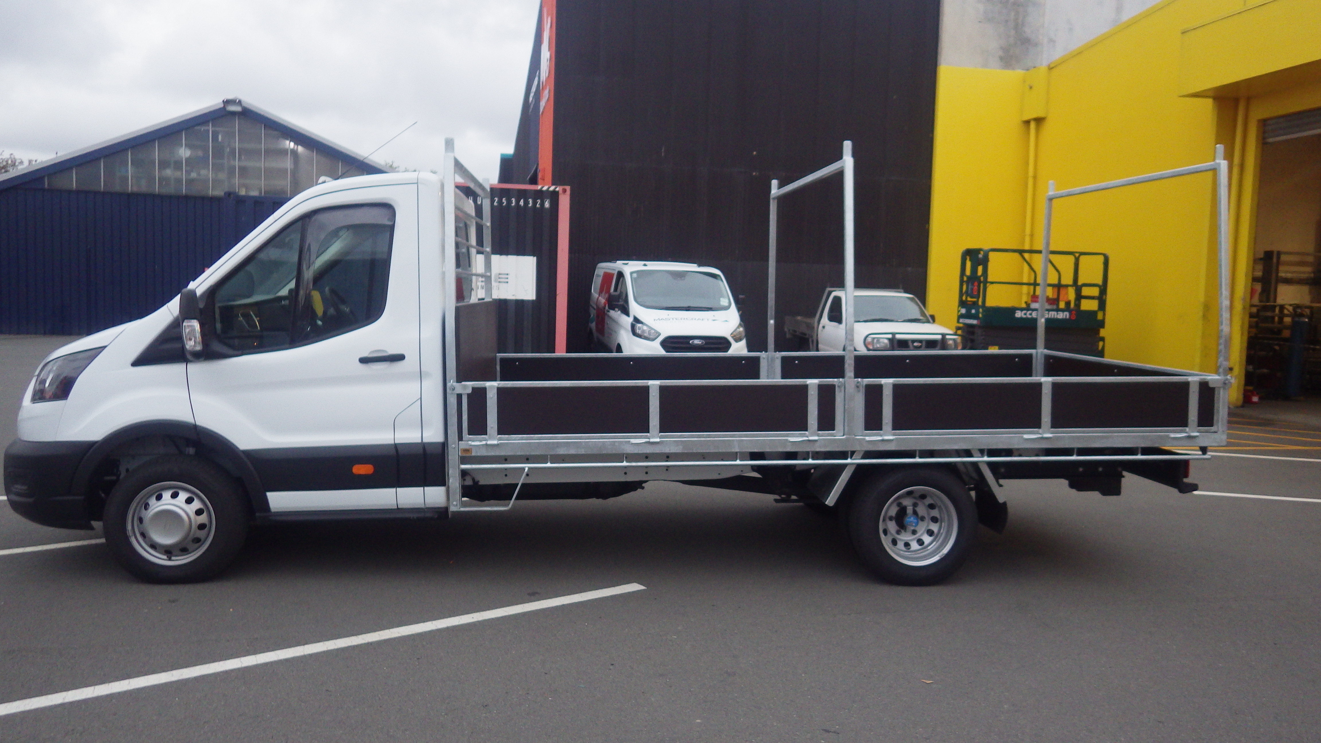 FORD TRANSIT CAB CHASSIS 2024-CURRENT